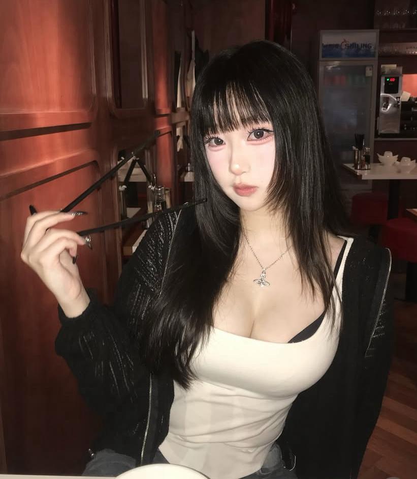ka.y._.la._ 18 Vibe Lab HK