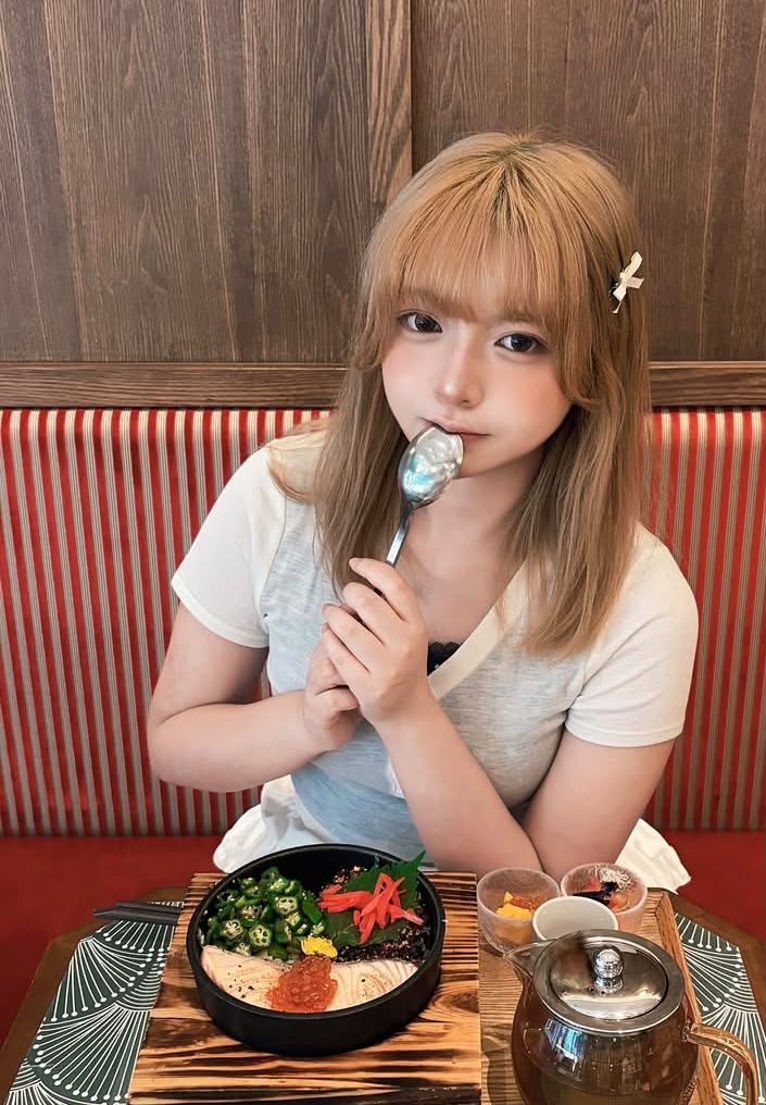 6lam.m 可愛港女j圖 18vibelabhk