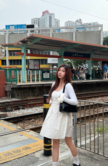 cswchloe 香港00後ig 18vibe