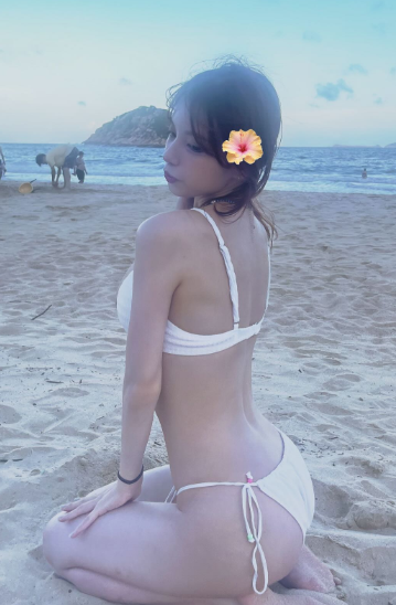 _immung 港女靚腳 18vibelabhk