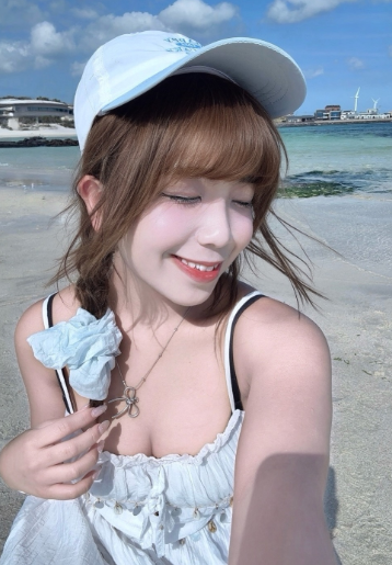 港女j圖 kiuu3u 香港大波妹 18vibelabhk