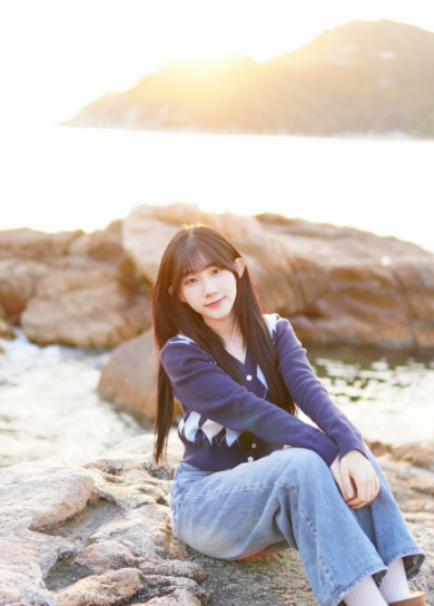 lum_sum_oi_valerie 港女j圖 bunny girl 香港妹豬ig 18vibelabhk 香港OOTD穿著