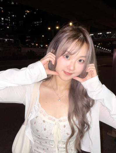 _lyeeem__ 港女j圖 17live hk 18vibelab