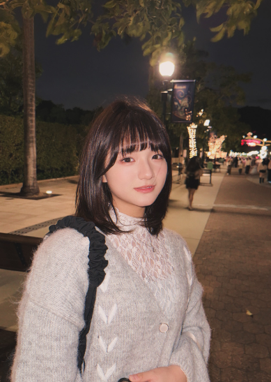 pang_ching0411 港女ig 18vibe