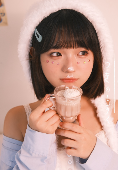 pang_ching0411 港女ig 18vibe