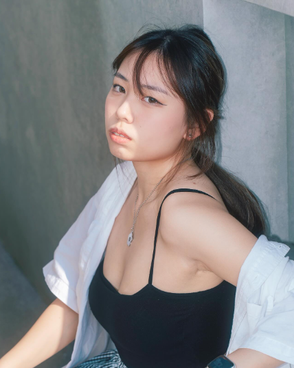 _tst_poca 香港大波妹 j圖 18vibe