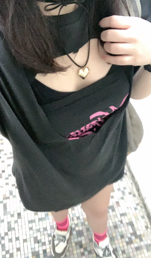 twitter yoursecretsishk 港女賣相 18vibelab