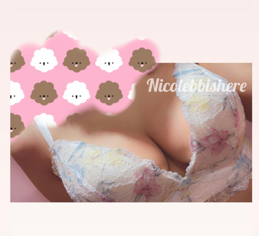 Nicolebbishere 香港00後妹豬 twitter港女 18vibelabhk