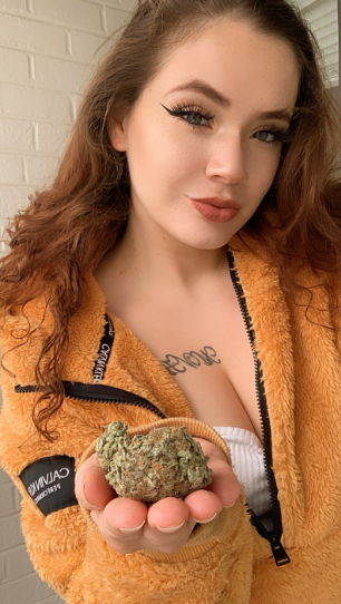420 stoner 大麻愛好者 onlyfans Stoneyponeyy 18vibelab