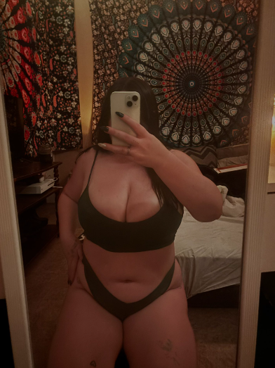 Taylor222paige 歐美onlyfans milf 18vibe