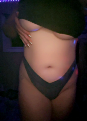 Taylor222paige 歐美onlyfans milf 18vibe