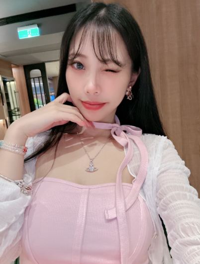 玟妡 WenHsin_0310 onlyfans 台妹推介 18vibelab