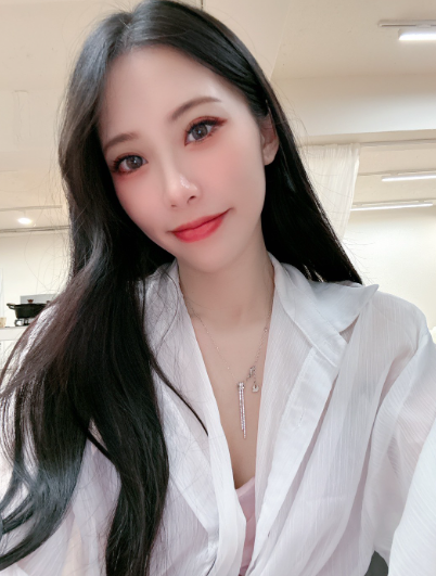 玟妡 WenHsin_0310 onlyfans 台妹推介 18vibelab