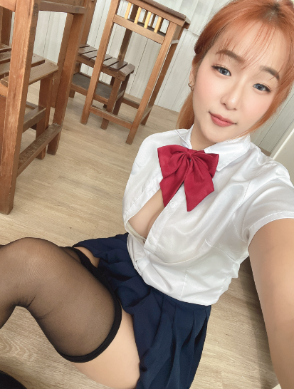 banbiekissme 台妹刺青 金寶娜朵朵 推特流出 18vibelab