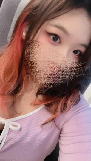 小聚 平凡女子 _cheryl_tw 大奶台妹推特 18vibe