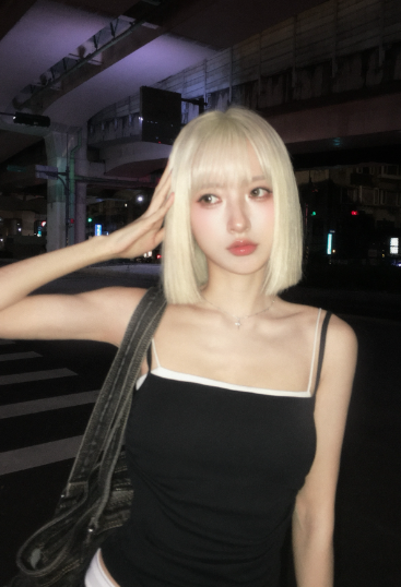 金髮瘦港女j圖 靚腳chiayuyui ig 18vibe