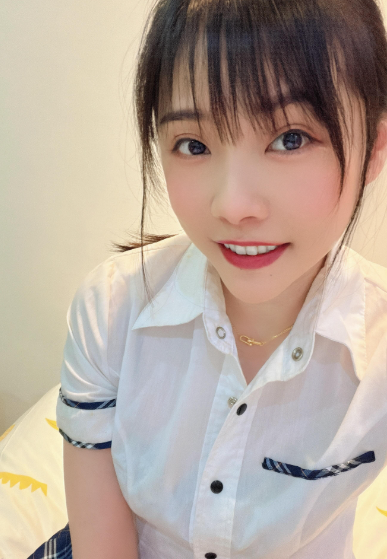 colalin21 台灣ig網美 黑絲美腿 fansone 台妹 主播 18vibe