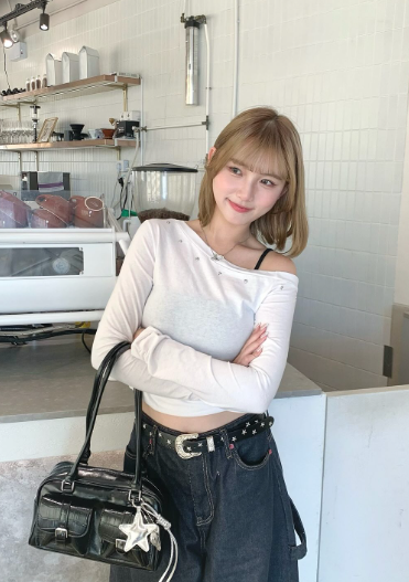 coyee._c ig港女j圖 18vibe