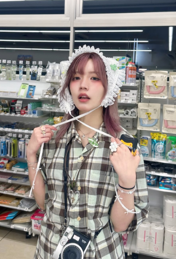 cyyz__ ig港女j圖 18vibe
