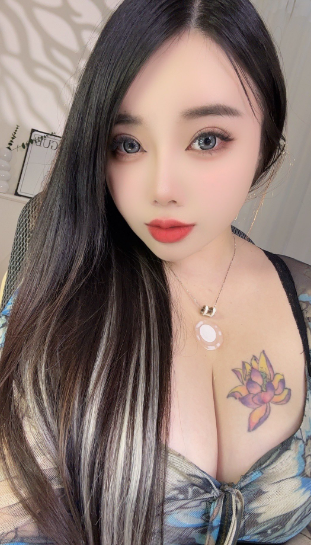 香港大波妹 grace wong 台灣直播妹 grac2wong twitter 推特妹 18vibelab 台灣刺青妹