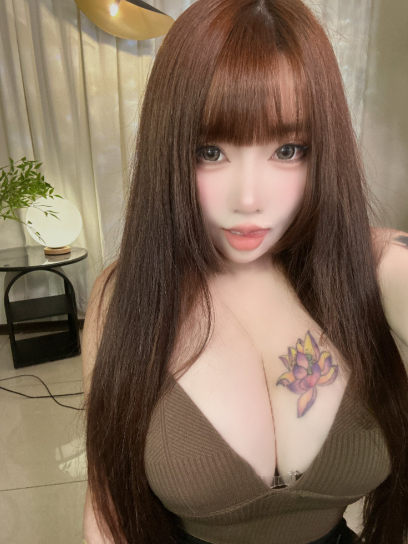 香港大波妹 grace wong 台灣直播妹 grac2wong twitter 推特妹 18vibelab 台灣刺青妹