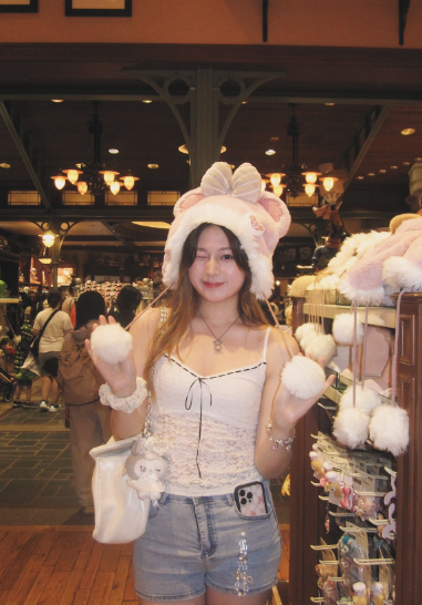 iriszching ig港女 香港youtuber 妹豬 j圖 18vibe