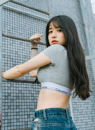 jovyfyk ig港女j圖 18vibelab 香港私影 ck港女