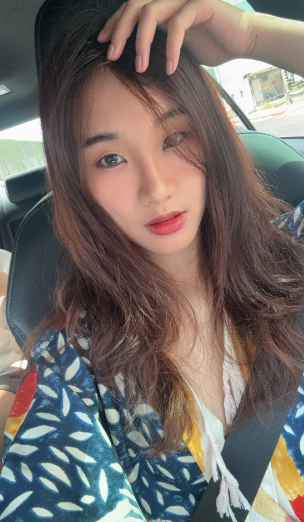 lika_mini00 台灣除毛師 色色反差台妹 18vibelab