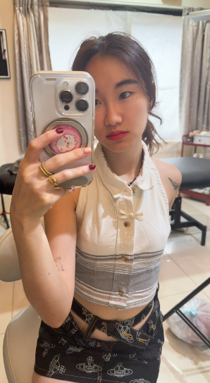 lika_mini00 台灣除毛師 色色反差台妹 18vibelab