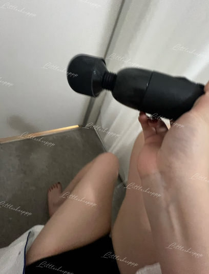 littlessheeppp 港女twitter 18vibe