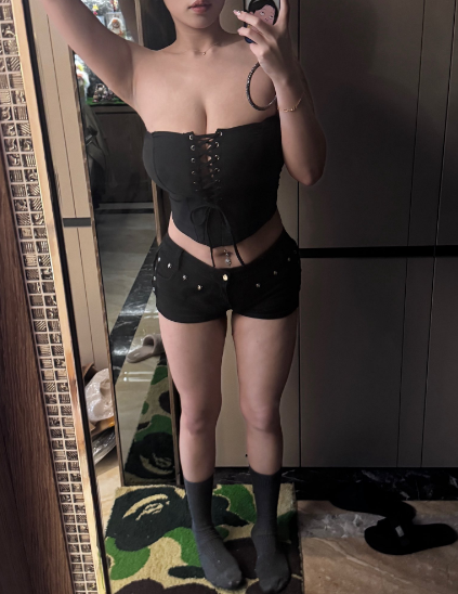 劉萱 liuxuan04 台妹推特流出 18vibelab 台灣刺青妹大奶妹
