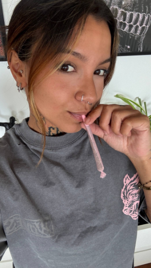 loliche_rme 法國大麻妹 歐美twitter 網美 18vibe 420 stoner girl