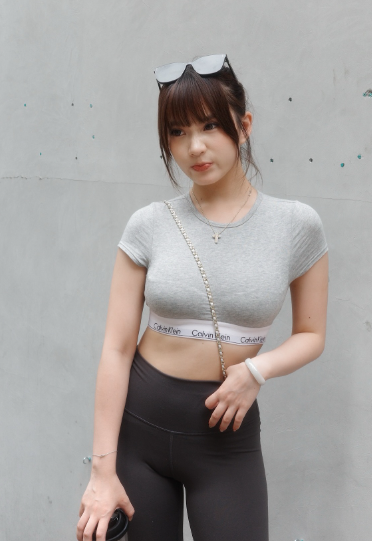 lukyungyung j圖 港女大波 18vibe
