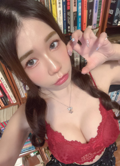 minipuqqq 台妹推特 18vibe 台灣網黃 CK內衣 18vibe