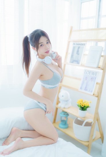 minipuqqq 台妹推特 18vibe 台灣網黃 CK內衣 18vibe