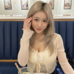 mooooomolly 大波港女ig 18viblabhk