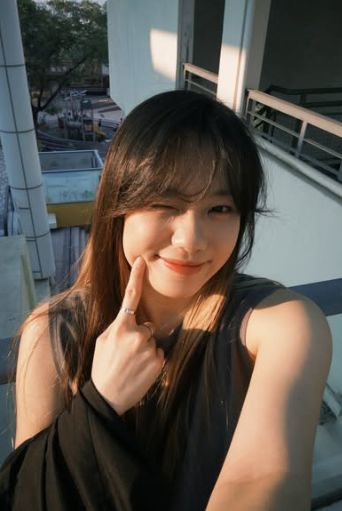 raineeeeee._ 港女j圖 香港貓女 cat 18vibe