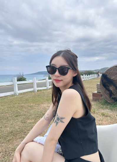 rrrrrrachelc 香港ig紋身港女j圖 18vibelabhk