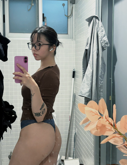 sylvia_lyang 台灣網黃寫真 twitter 18vibelab