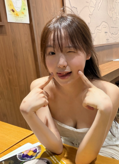 wy_chiucc 香港大波妹豬ig 18vibelabhk