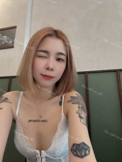 fansone台灣網黃 大麻妹 420 friendly stoner girl 0o_sativa_o0 18vibe