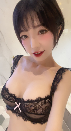 APOAPO081 台妹fansone 推薦 a杯微胸短髮台灣twitter 外流 18vibelab