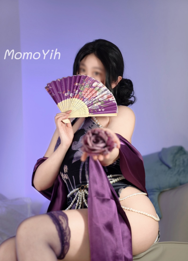 fansone網黃推薦 MomoYih 亞洲fansly tw
