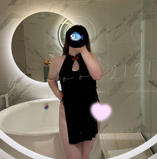 台灣女網黃fansone推薦 Yuooo_2121 魚魚