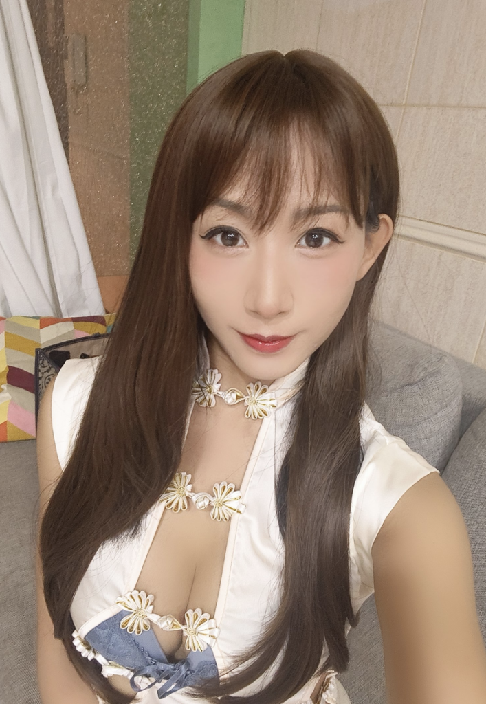 芝芝 ZhizhiAV tw台灣網黃fansone推薦正妹