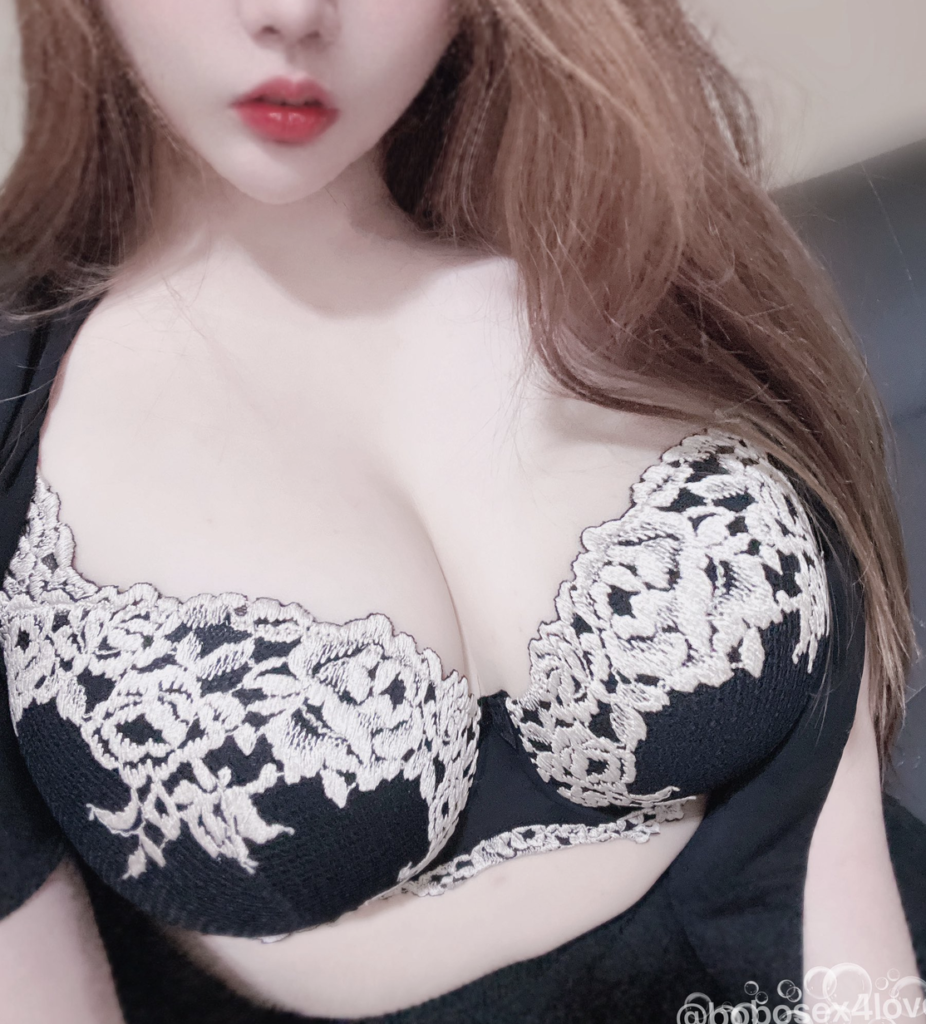 fansone推薦 bobosex4love 好色台灣網黃