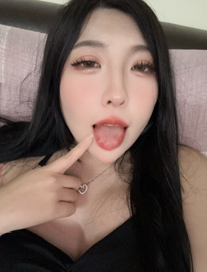 hua_063 外流 巨乳台妹 刺青 18 vibelab fansone 推薦