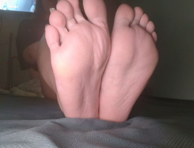 台灣素人網黃fansone推薦 momo1537709 戀足控