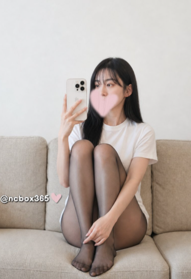 台灣女網黃 fansone推薦 台妹ncbox365 黑絲