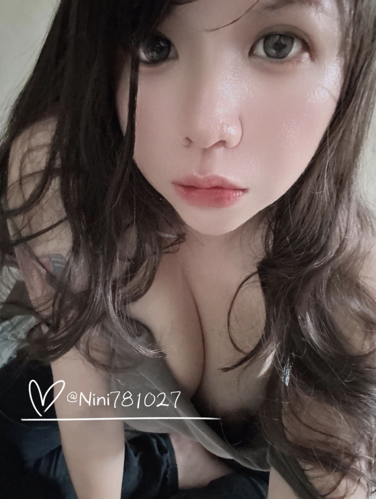 nini781027 台灣女網黃fansone大奶妹推薦onlyfans 18vibelab